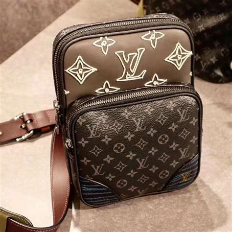 loui vuitton small bag|louis vuitton small bag men.